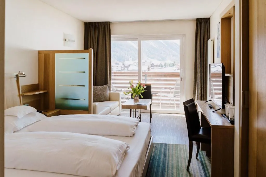 Room, Lac Salin Spa & Mountain Resort, Milan
