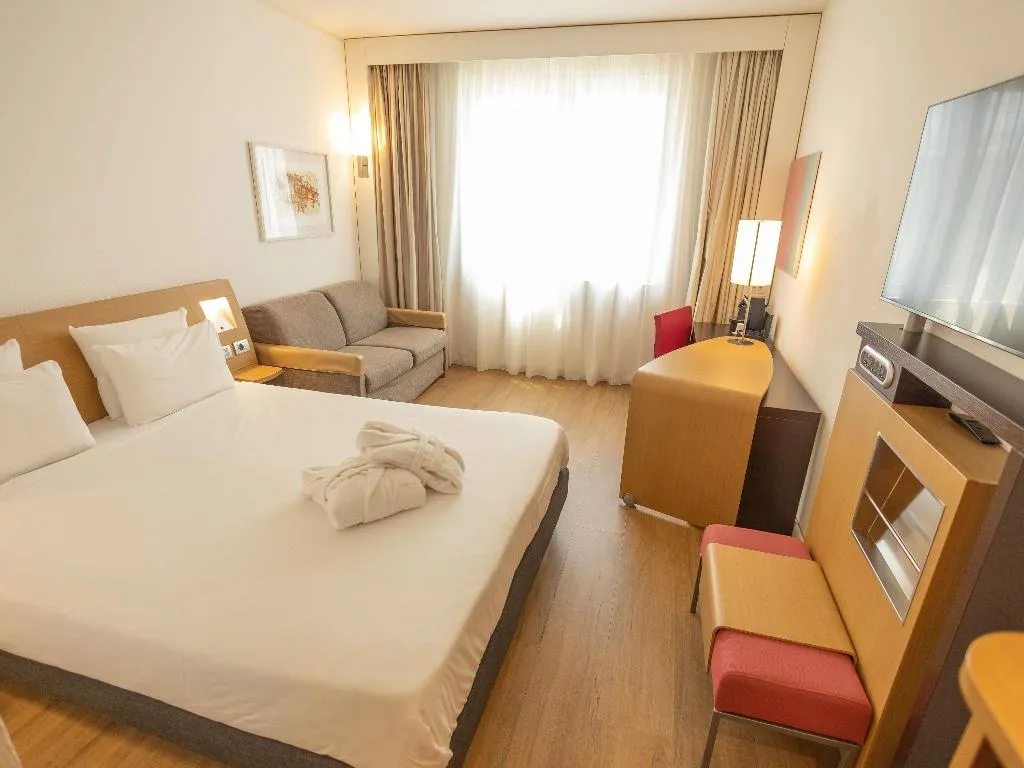 DOUBLE EXECUTIVE Room, Novotel Salerno Est Arechi, Naples
