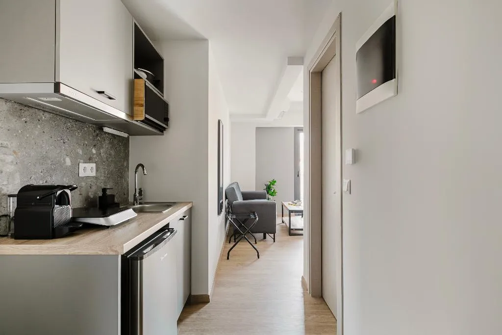 STUDIO SUPERIOR Room, B48 Athens Dafni, Athens