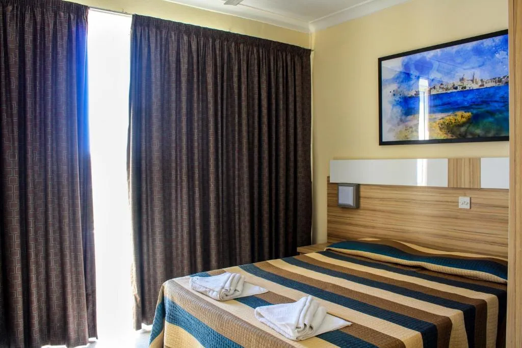 Double or Twin STANDARD Room, Coral Hotel, Malta