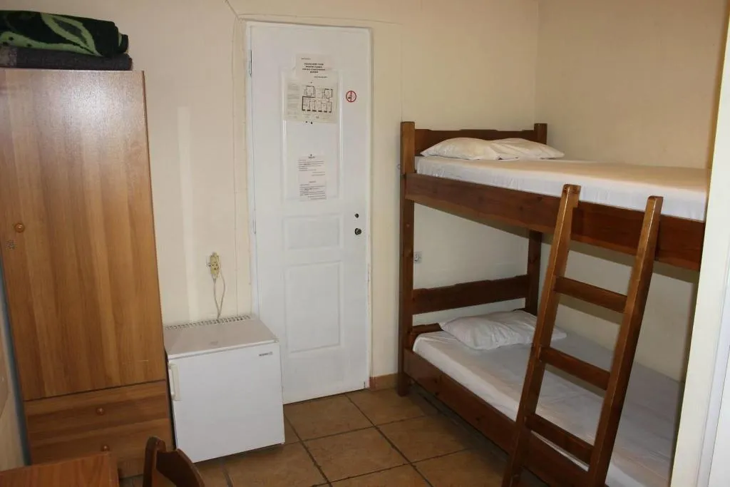 Room, Fivos, Athens
