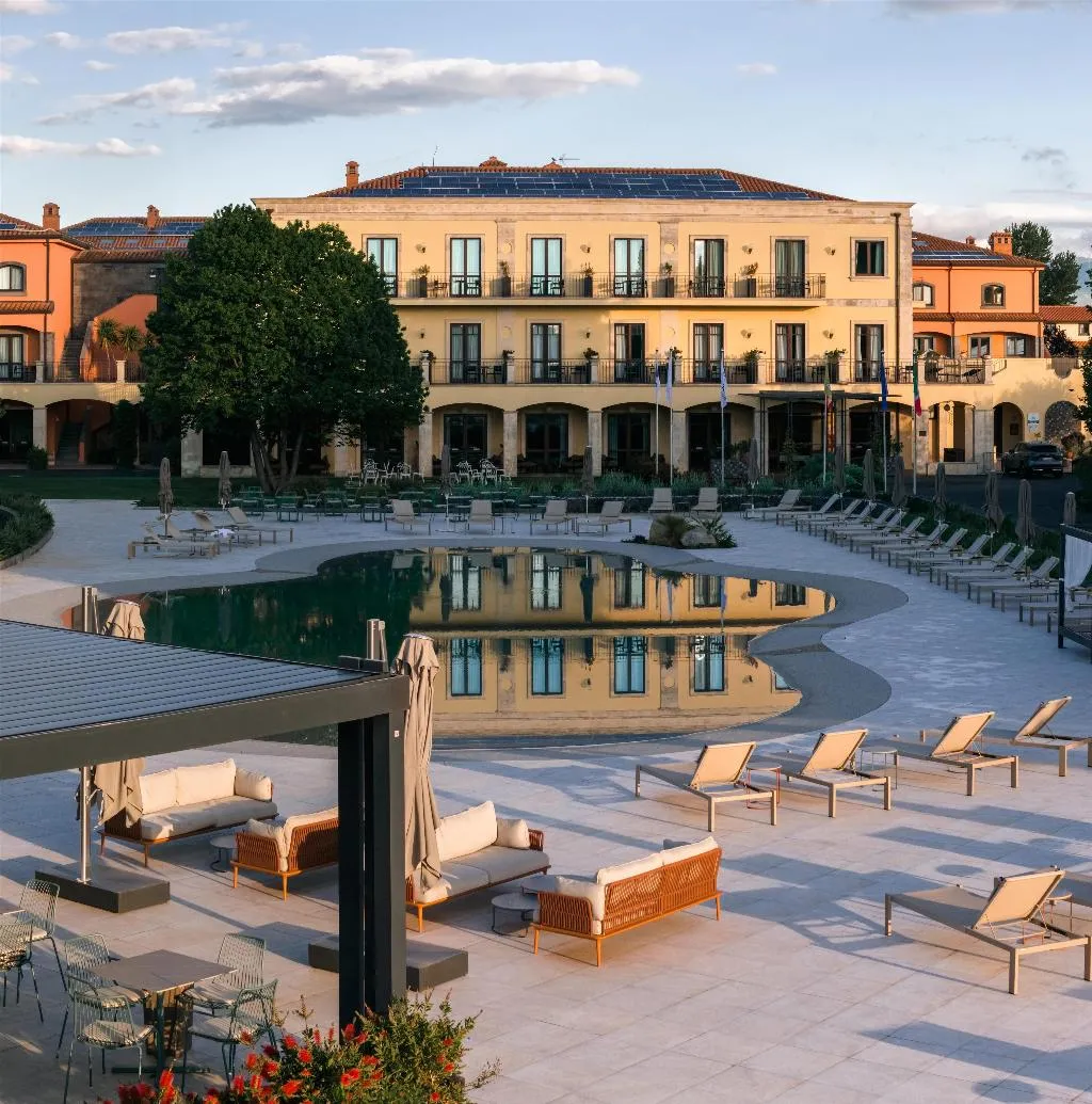 Pool, Picciolo Etna Golf Resort & Spa, Curio Collection, Catania
