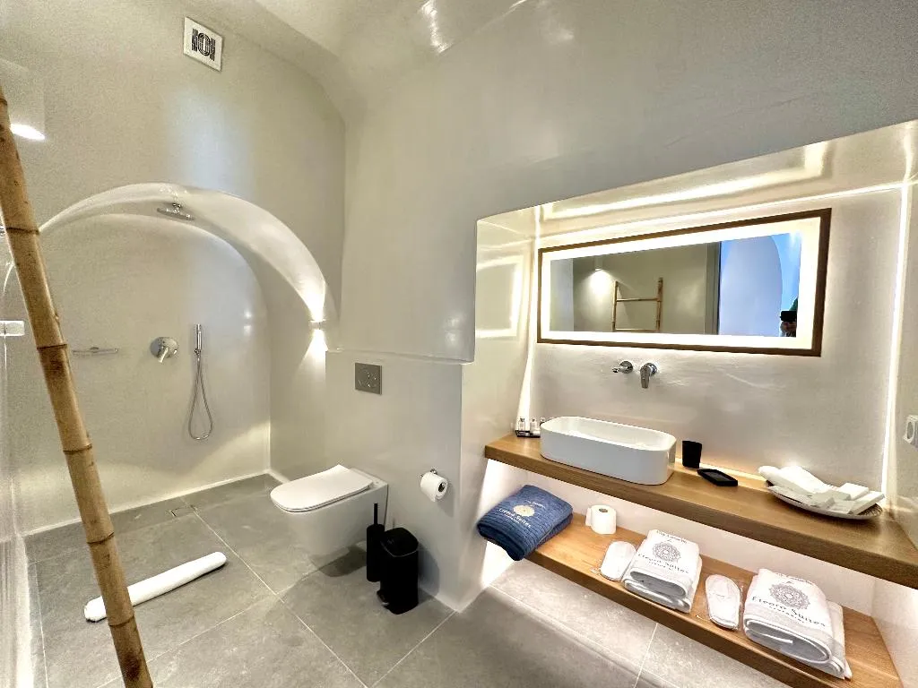 SUITE HONEYMOON Room, Eteoro Suites, Santorini