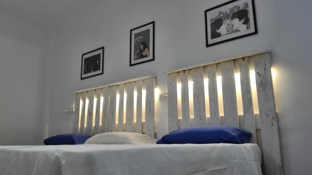 Terrace, Hostal Ciempozuelos, Madrid