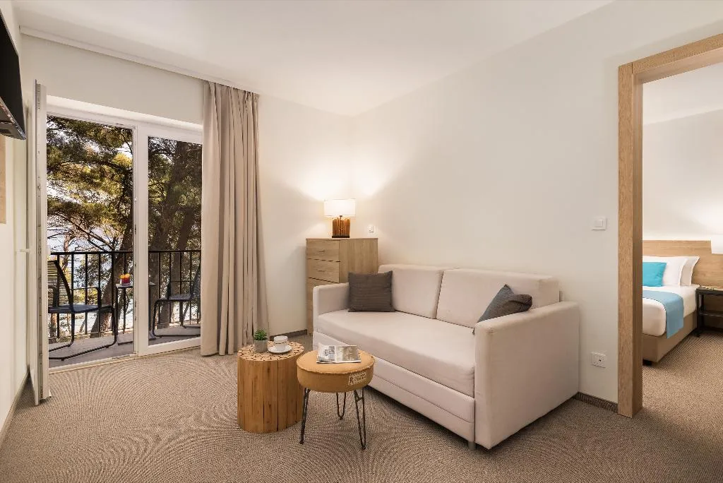 SUITE SIDE SEA VIEW WITH BALCONY Room, Aminess Senses Hvar Resort, Split