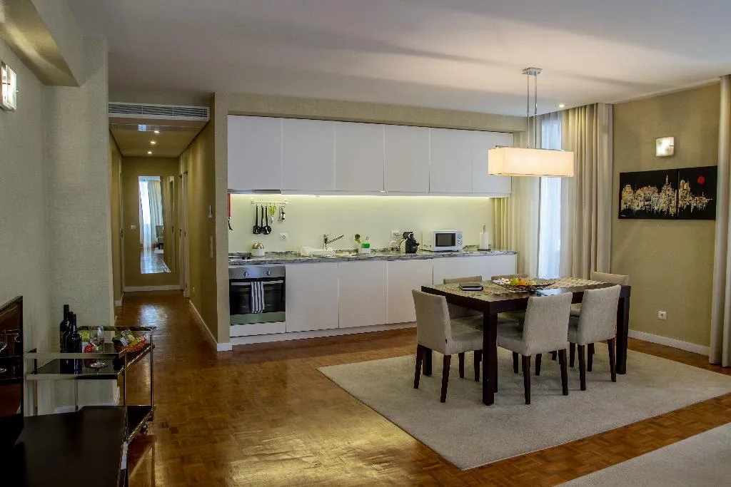 APARTMENT SUPERIOR TWO BEDROOMS Room, Casas do Porto - Ribeira Apartments, Porto