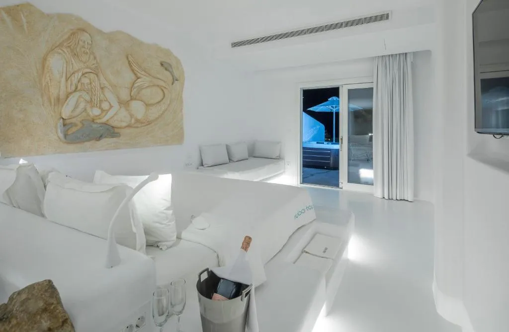 FAMILY ROOM basement Room, Mykonos Bay Resort & Villas, Mykonos