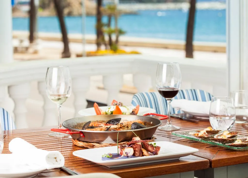 Restaurant, Hotel Blanes Horitzó by Pierre & Vacances, Costa Brava