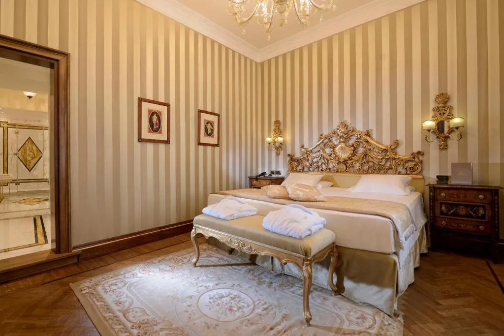 SUITE LUXURY Room, Ai Reali Hotel, Venice