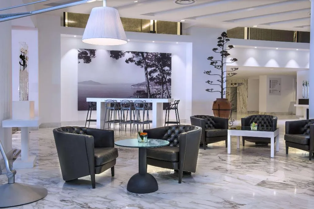 Lobby, Hilton Sorrento Palace, Naples