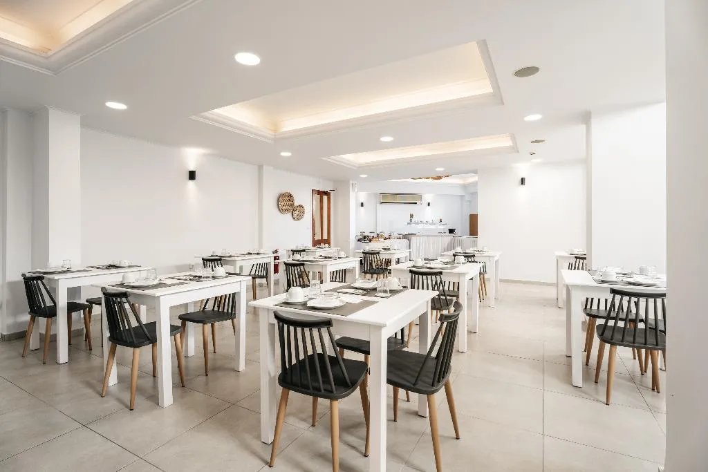 Restaurant, Petradi Beach Lounge Hotel by GHH, Crete