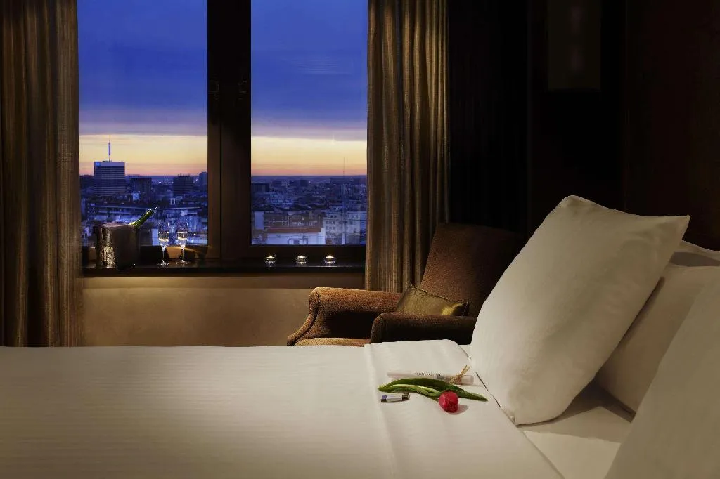 SUITE STANDARD Room, Melia Barcelona Sarria, Barcelona
