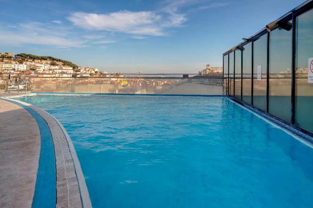 Pool, VIP Executive Eden Aparthotel, Lisbon
