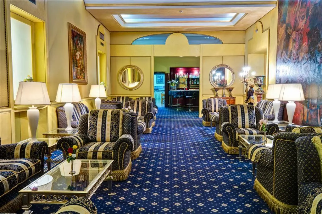 Lobby, Mondial, Rome