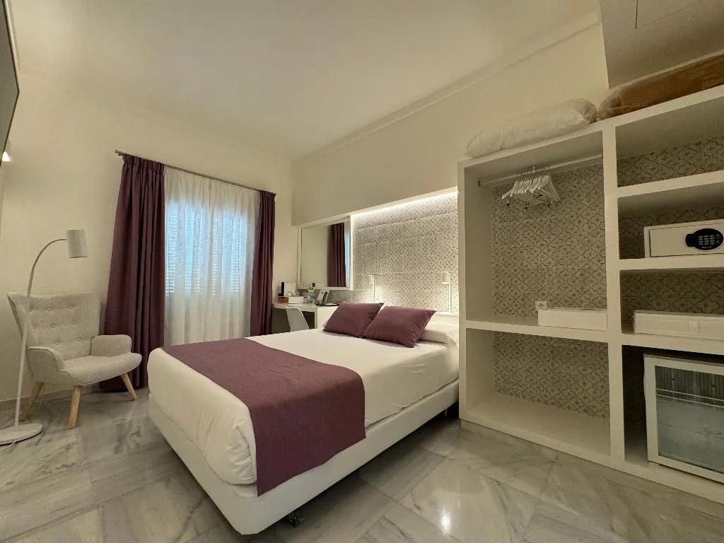 DOUBLE CITY VIEW Room, Plaza Cavana, Costa Del Sol