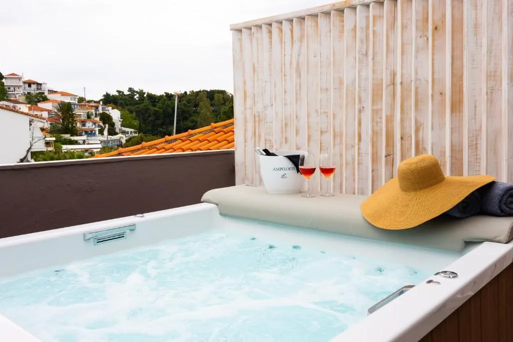 SUITE SIDE SEA VIEW Room, Thalassa Cape Hotel, Skiathos
