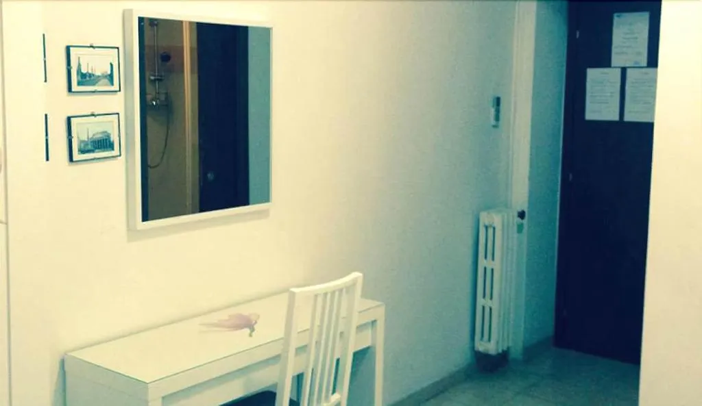 Room, Le Charme House 2, Naples