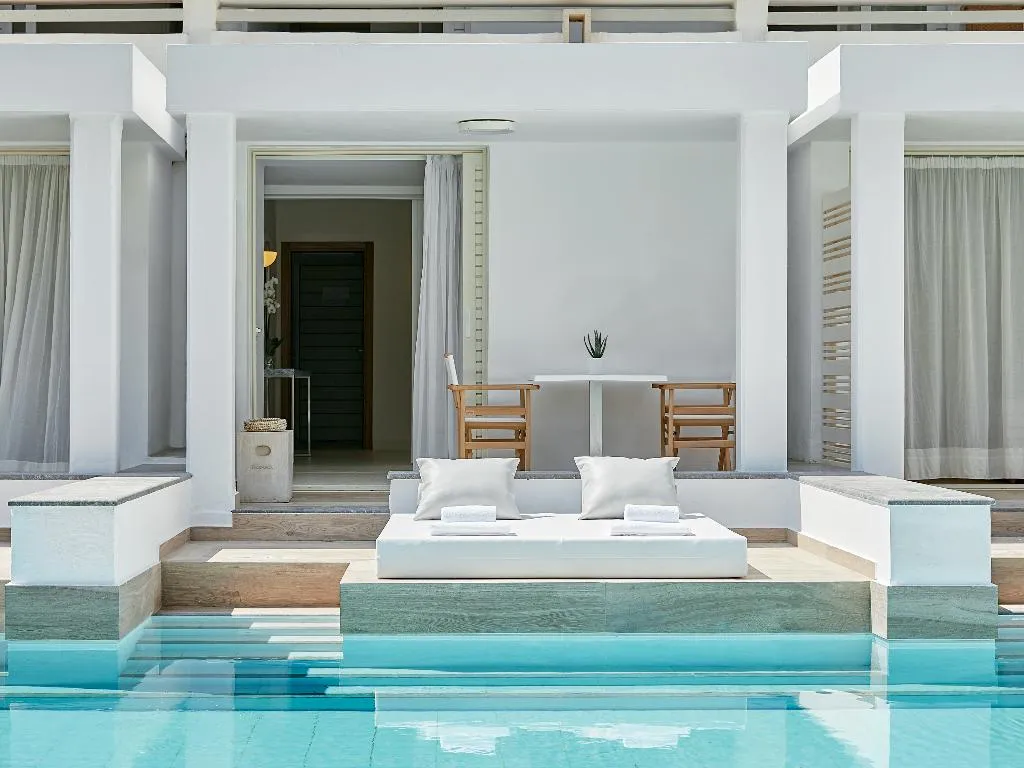 FAMILY ROOM POOL VIEW Room, Grecotel LUXME White, Crete