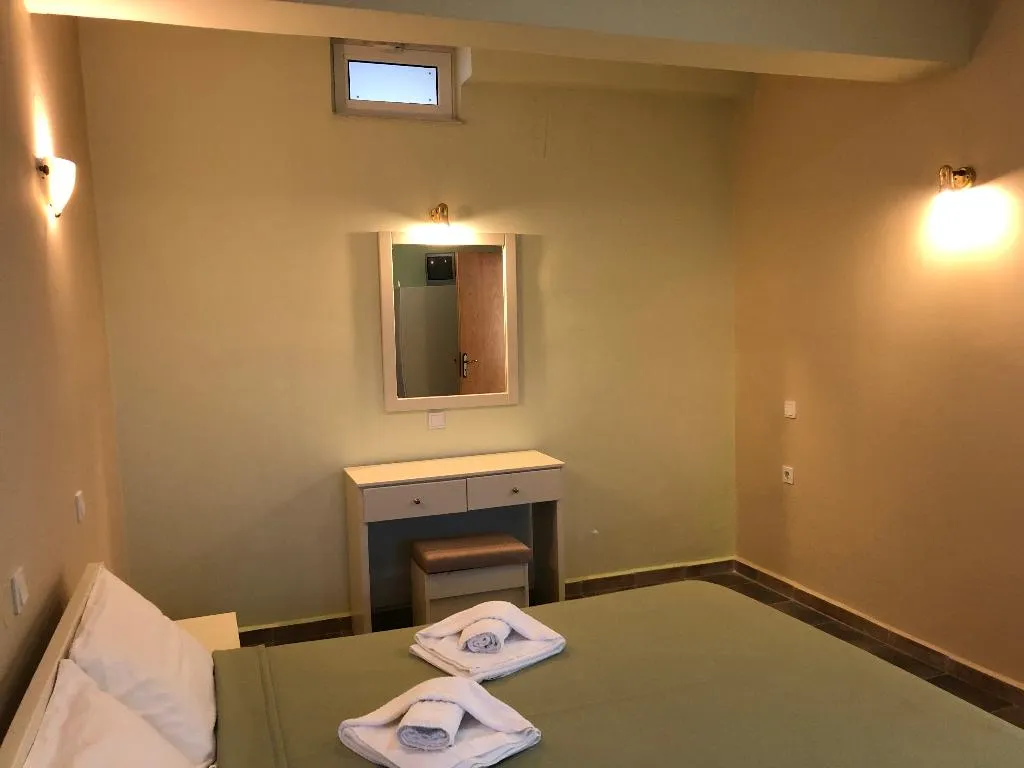 APARTMENT GARDEN VIEW ONE BEDROOM Room, Epis Hotel, Crete