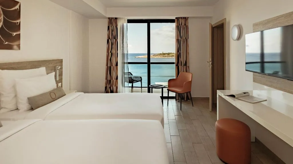 QUADRUPLE SEA VIEW Room, Ax Odycy, Malta
