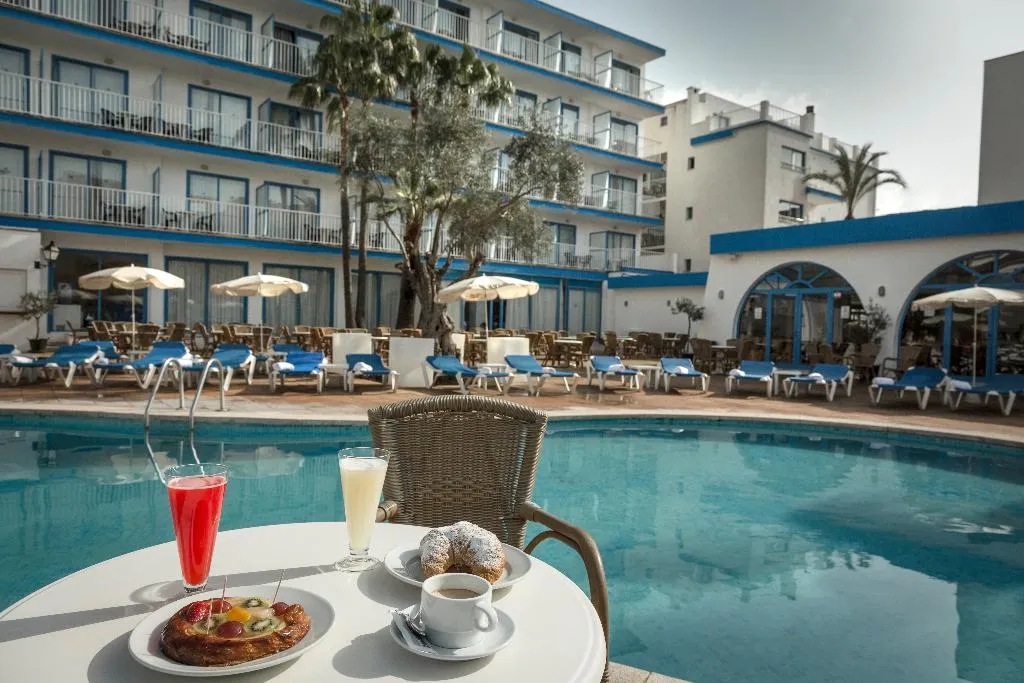 Pool, Hotel Ilusion Vista Blava, Majorca
