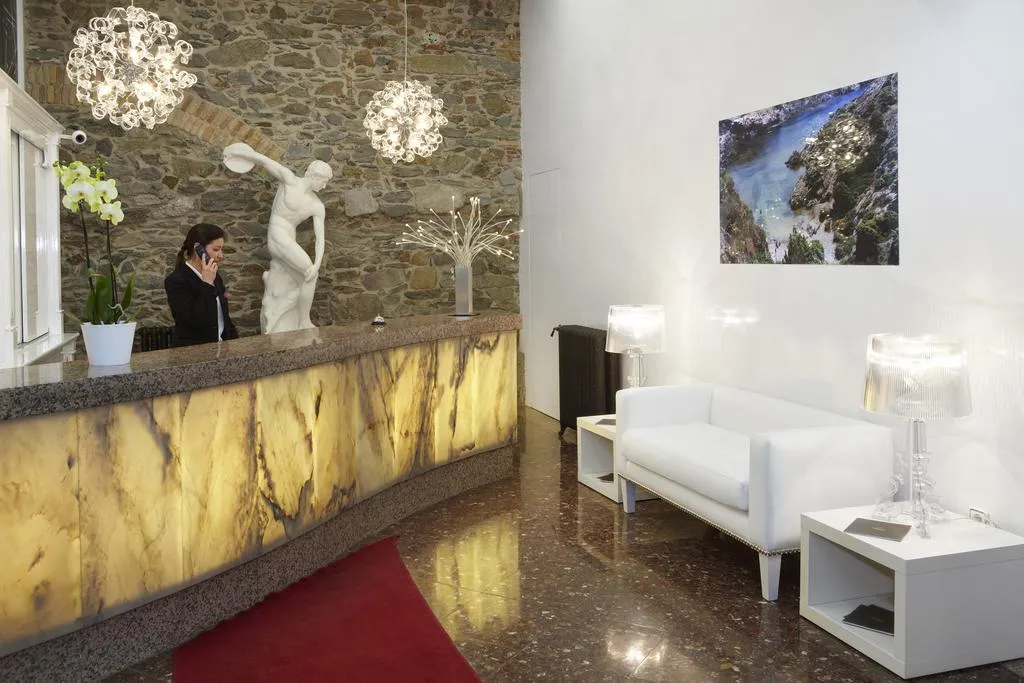 Lobby, Porto Cristo Hotel, Costa Brava