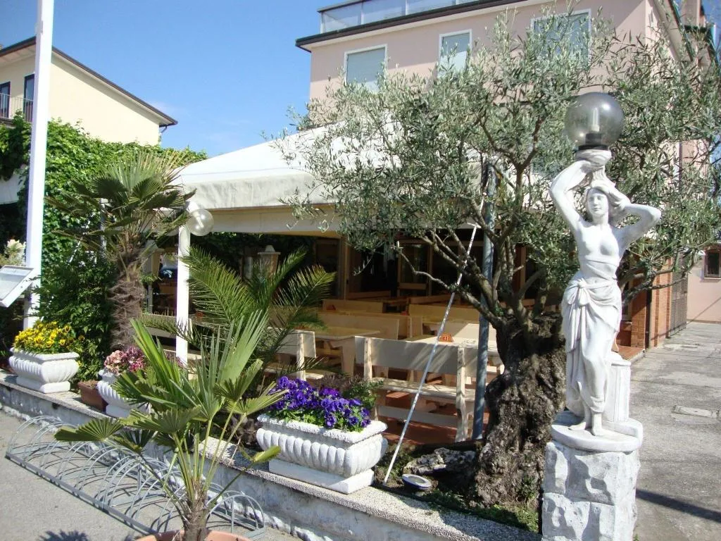 General view, Hotel Villa Ginevra, Venice