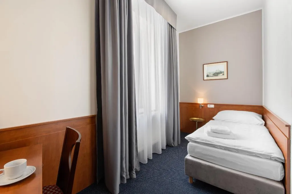 SINGLE STANDARD Room, Beranek, Prague
