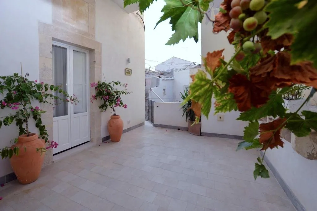 Terrace, Hotel Gargallo, Catania
