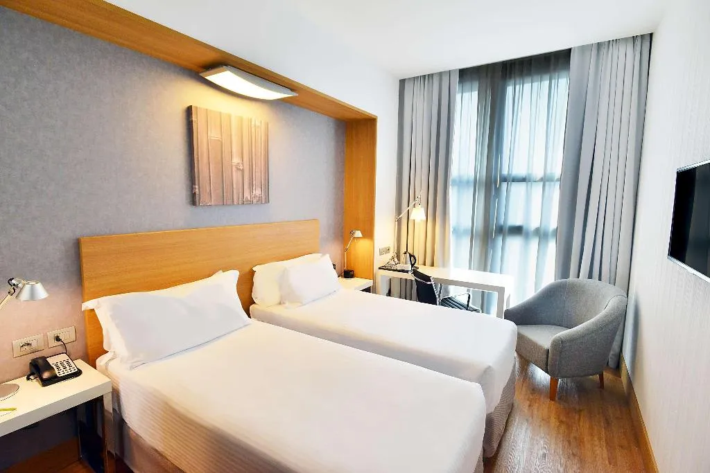 TWIN STANDARD Room, Hilton Garden Inn Milan North, Milan