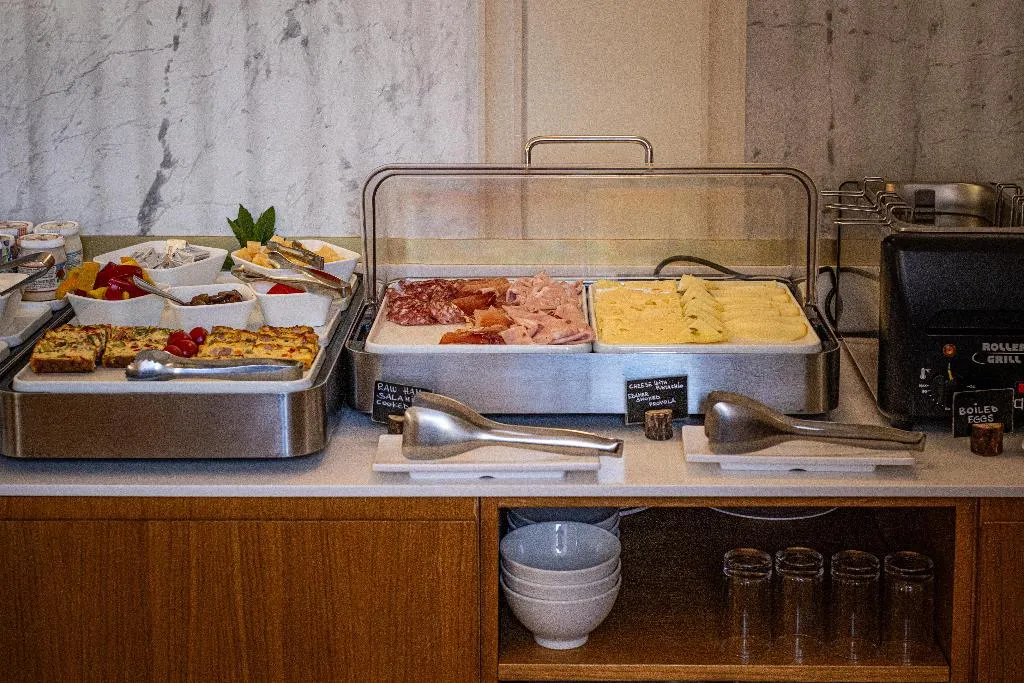 Restaurant, 9 Hotel Cesari, Rome