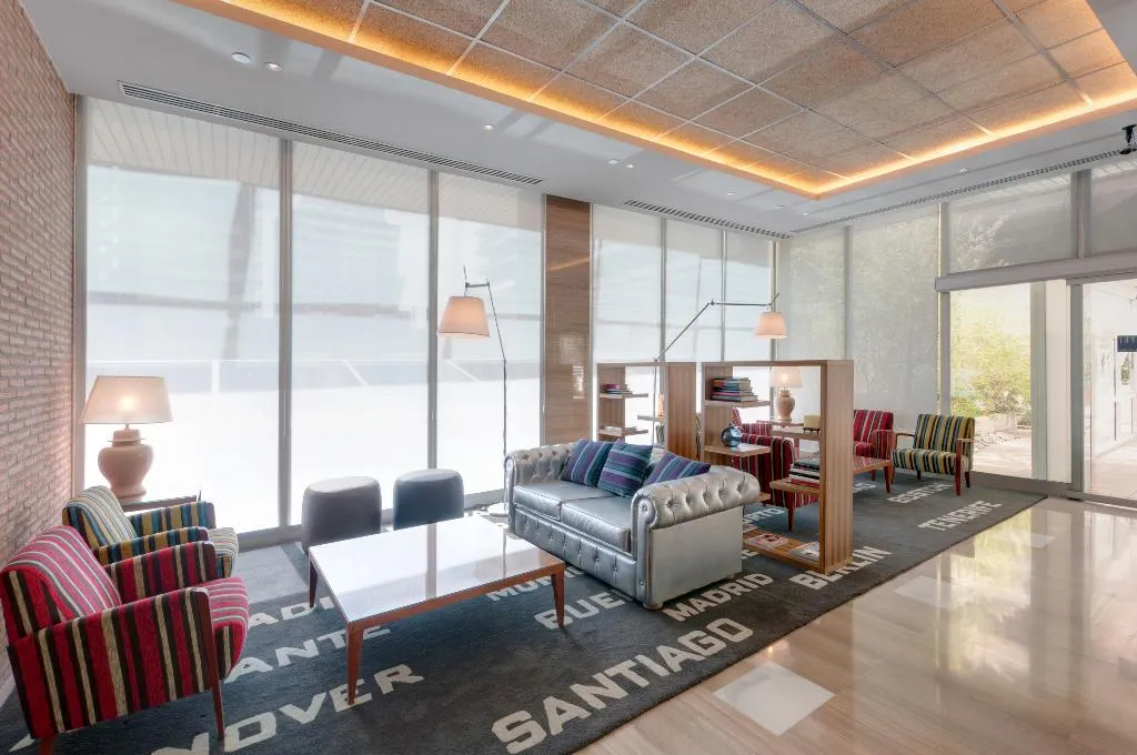 Lobby, Hotel Madrid Chamartín Affiliated by Meliá, Madrid