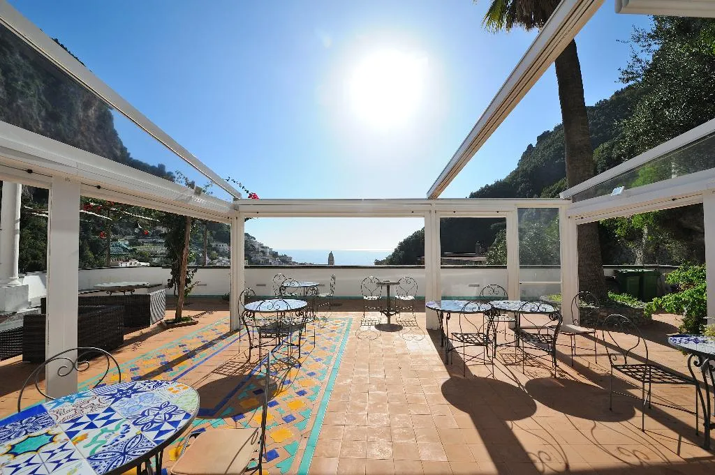 Terrace, Hotel Villa Annalara, Naples