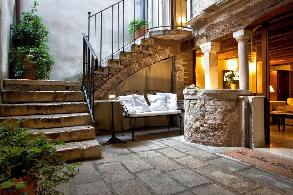 Lobby, Ca' San Giorgio, Venice