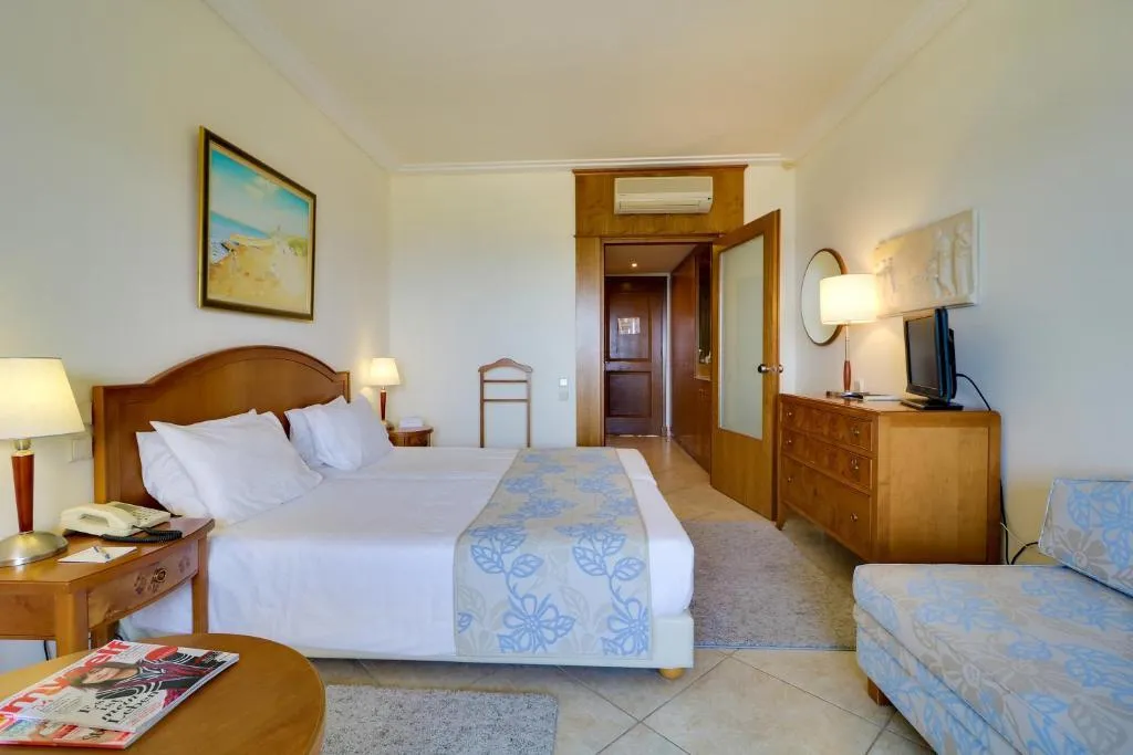 Double or Twin SEA VIEW Room, Aegean Melathron Thalasso Spa, Halkidiki