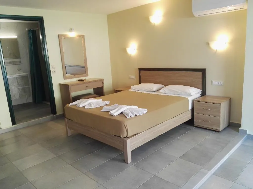 STUDIO GARDEN VIEW Room, Epis Hotel, Crete