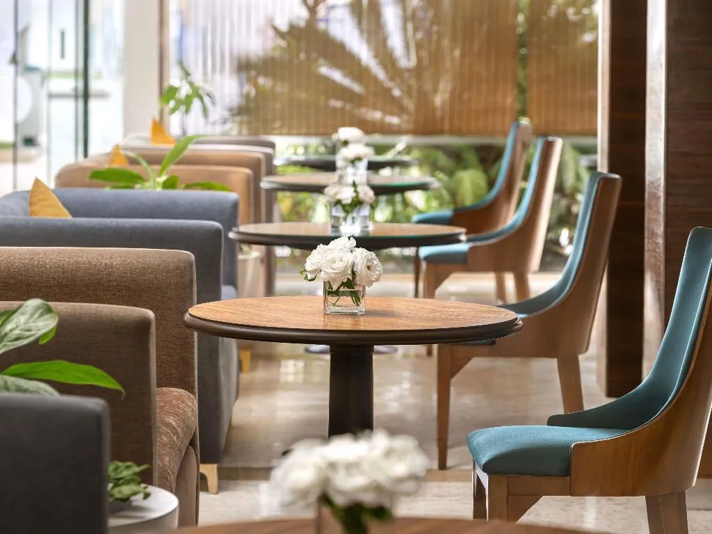 Bar, Novotel Cairo Airport, Cairo