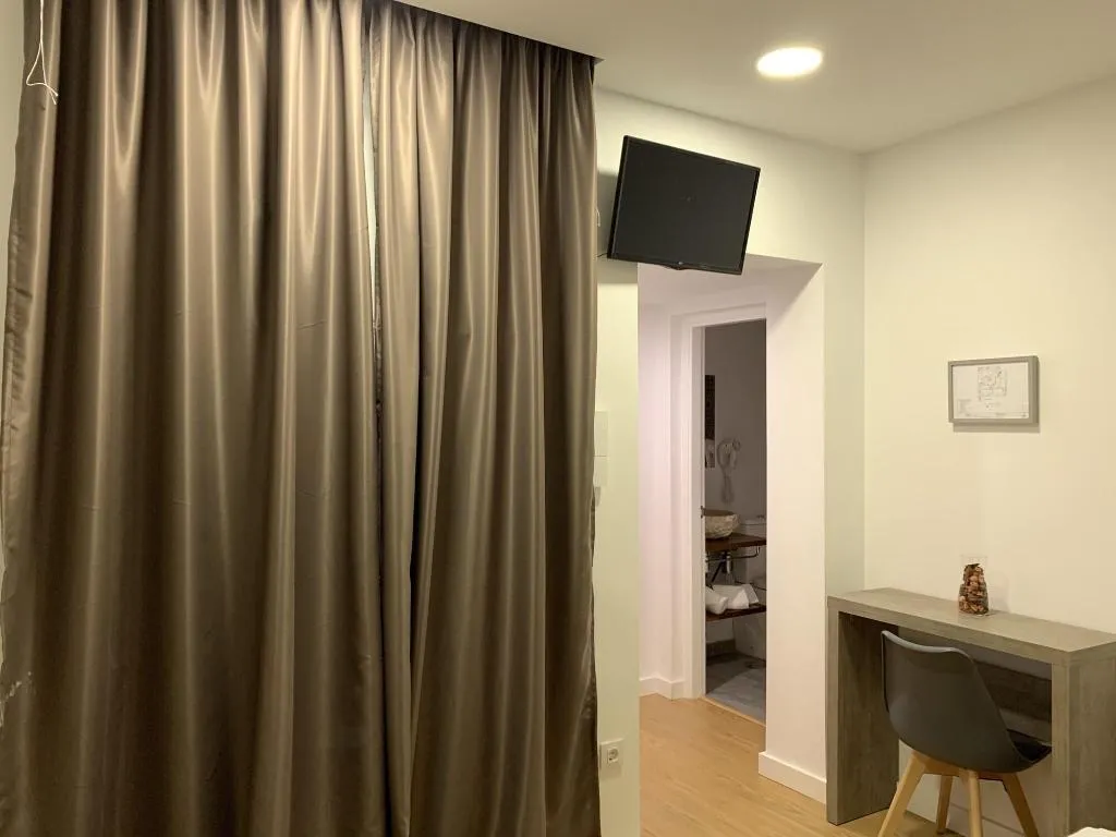 Room, Hostal Atenas, Seville