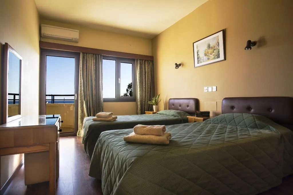 Room, Pigeon Beach Hotel Apartments, Cyprus