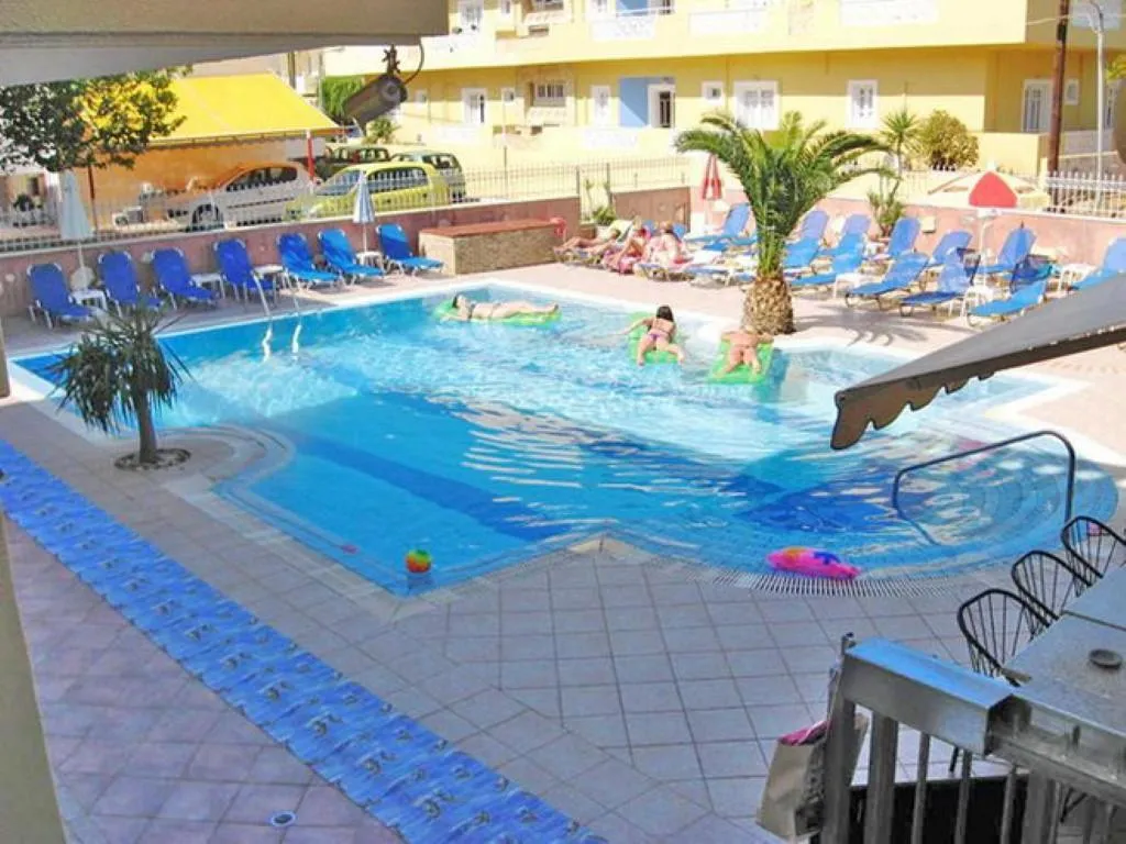 Pool, Semiramis Apartments, Crete