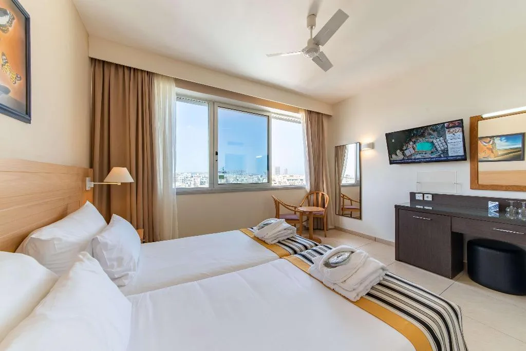 Room, The Preluna Hotel, Malta