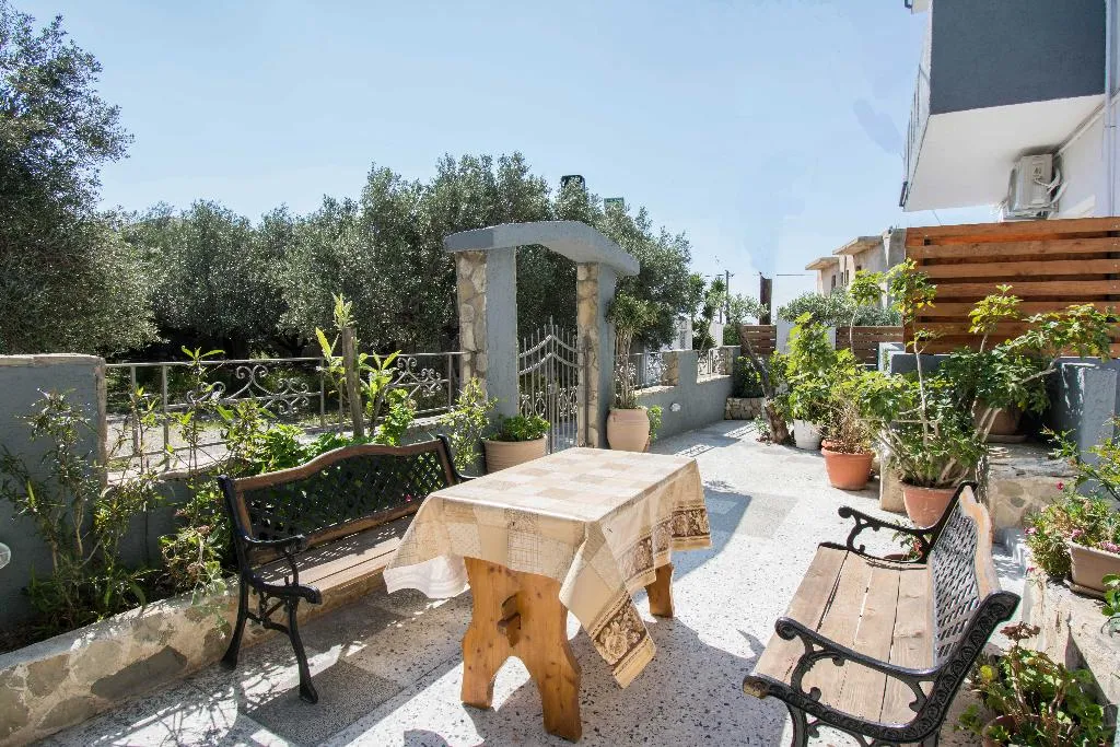 General view, Zervakis Apartments, Crete
