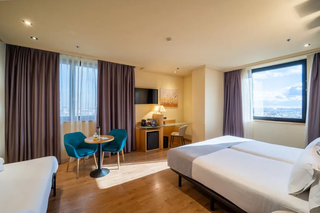 TRIPLE STANDARD Room, Abba Madrid, Madrid