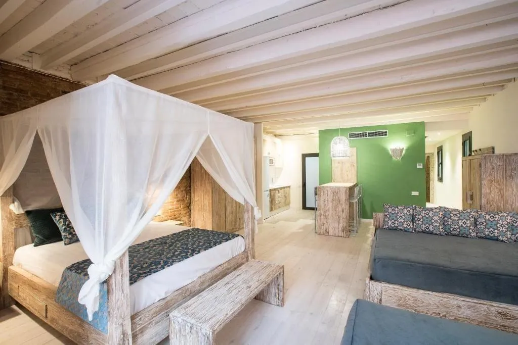 Room, La Bodega Suites, Barcelona
