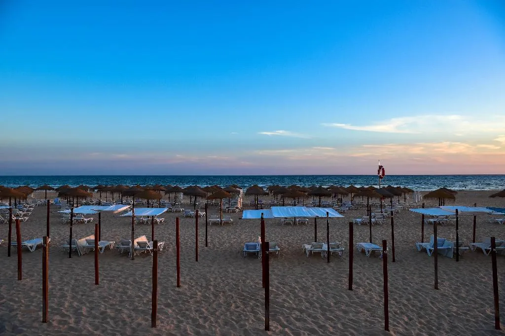 Beach, The Prime Energize Hotel & SPA - Algarve, Algarve