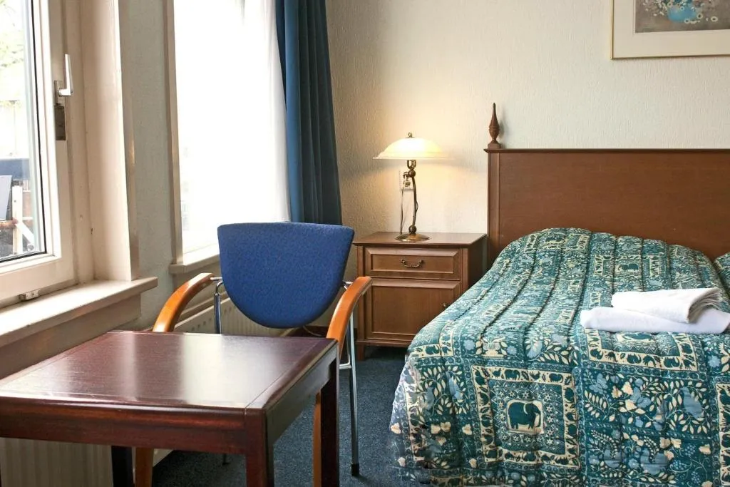 Room, Prins Hendrik, Amsterdam