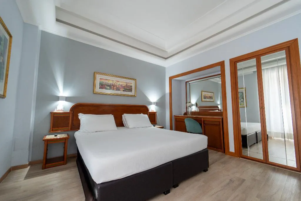 TRIPLE STANDARD Room, Oxford, Rome