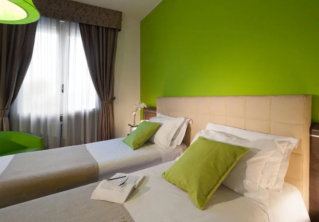 TRIPLE STANDARD Room, Hotel Milano Palmanova, Milan