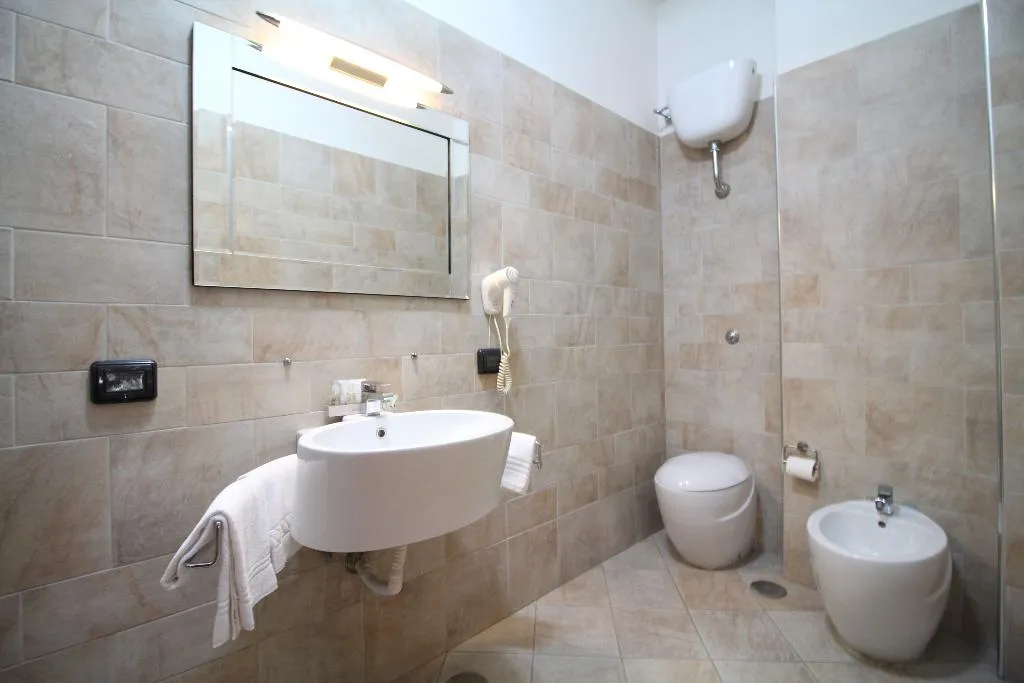 Room, Hotel Diamond, Naples