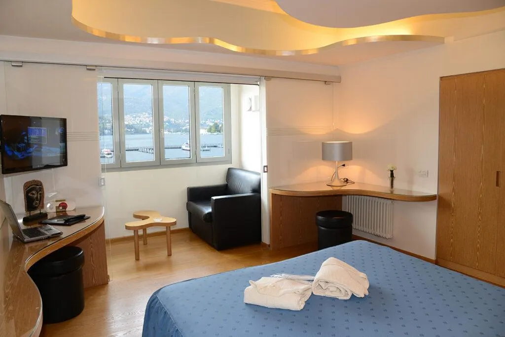 SUITE LAKE VIEW Room, Metropole Suisse, Milan